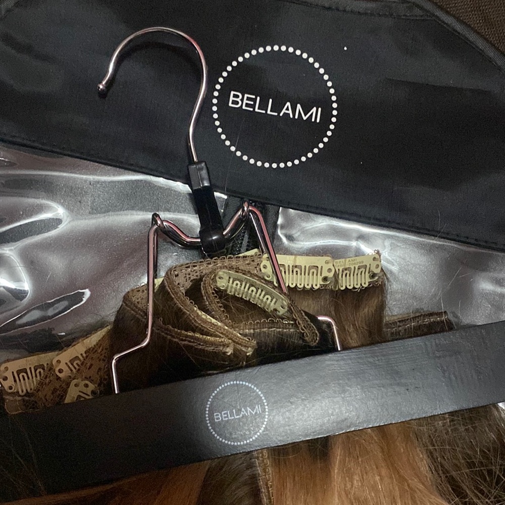 Original BELLAMI clip in hair extensions.